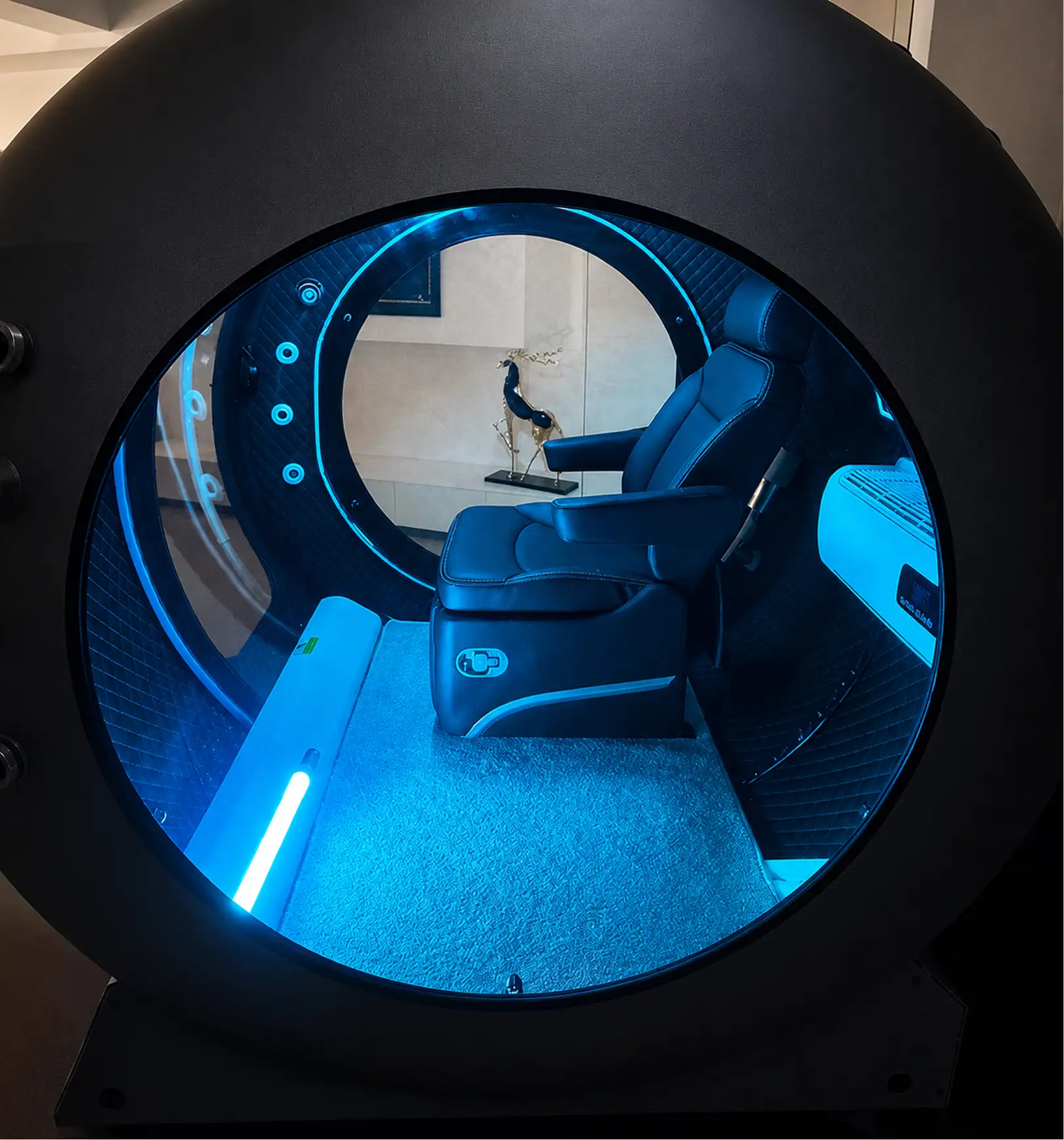 Superhuman X single-seat hyperbaric chamber, overview 4